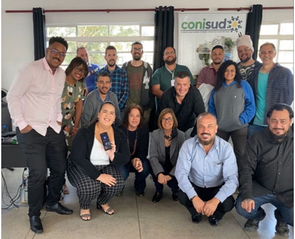 EQUIPE DE TURISMOREGIONAL SE REUNE COM O IPT NO CONISUD