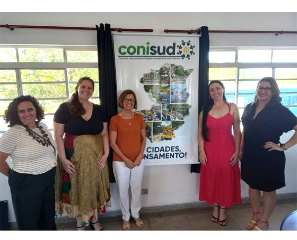 MUNIC&Iacute;PIOS DO CONISUD TER&Atilde;O EDUCA&Ccedil;&Atilde;O AMBIENTAL