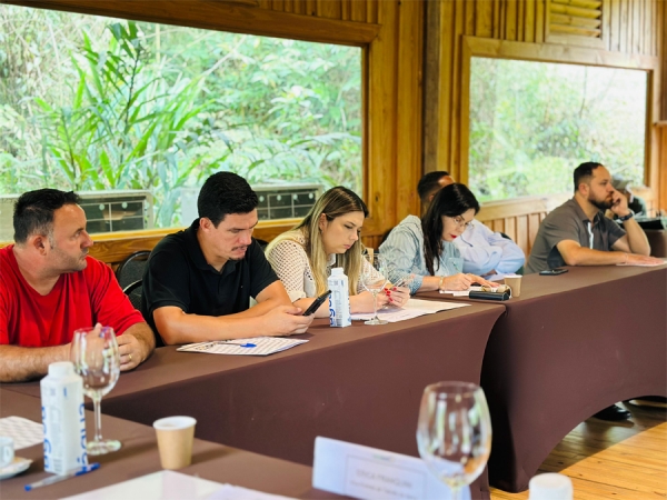 Prefeitos se re&uacute;nem em Ibi&uacute;na para a &uacute;ltima Assembleia do Conisud em 2025